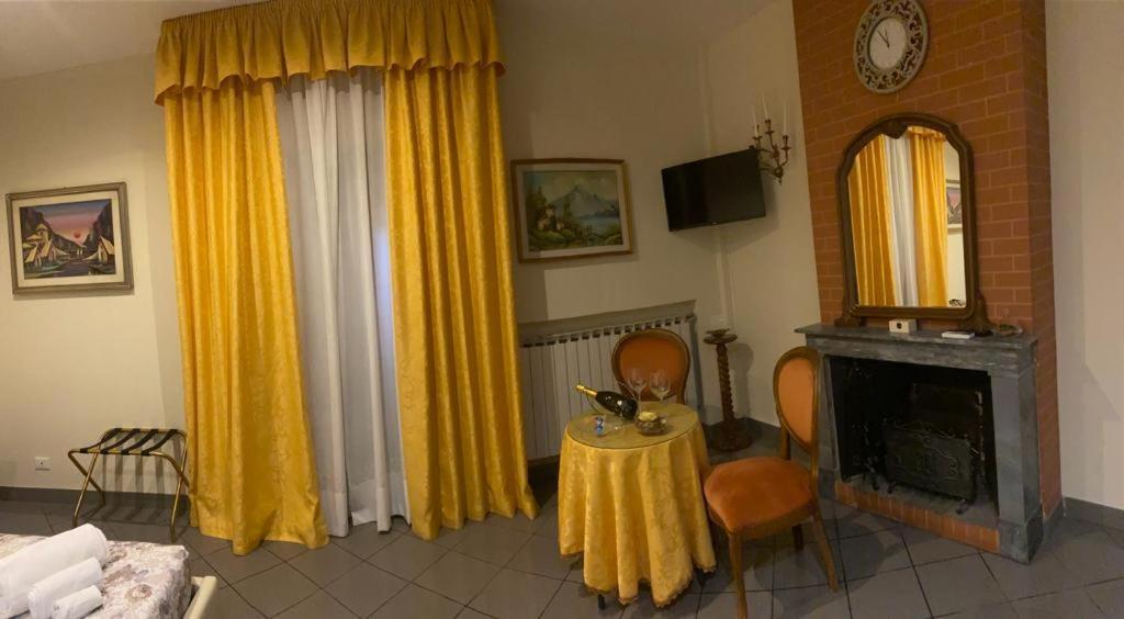 Appartamento "San Petronio"" Residenze Del Podesta - Centro Bologna & Stazione Luaran gambar